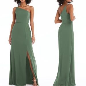 One-Shoulder Crepe Trumpet Gown
